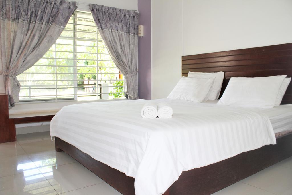 My Parents Guesthouse Kampot Luaran gambar